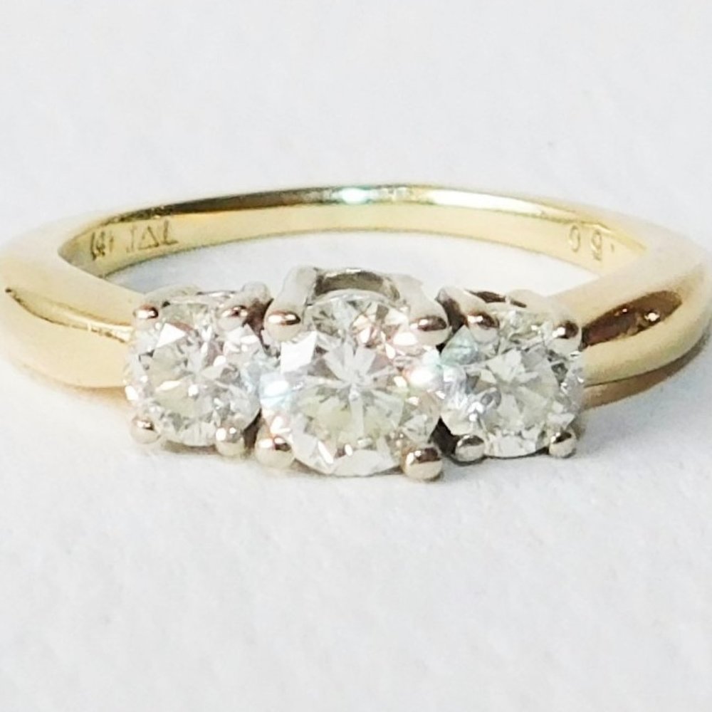 Estate 14K Solid Gold Three-Stone Diamond Anniversary Wedding Engagement Ring